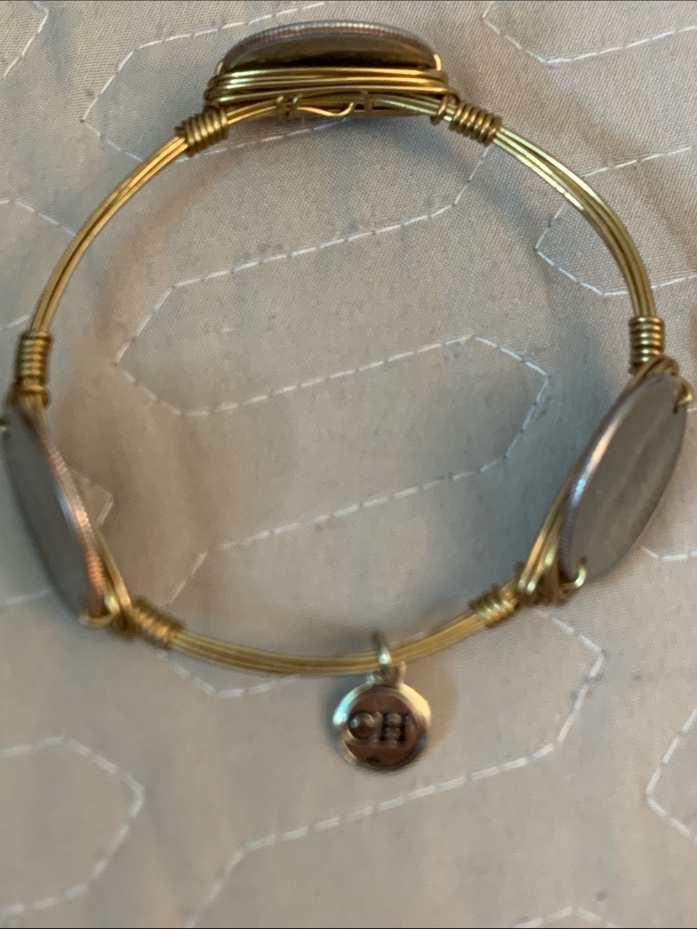 Kentucky State Quarter Bracelet2001 Quarter Wire Bangle Gold Tone